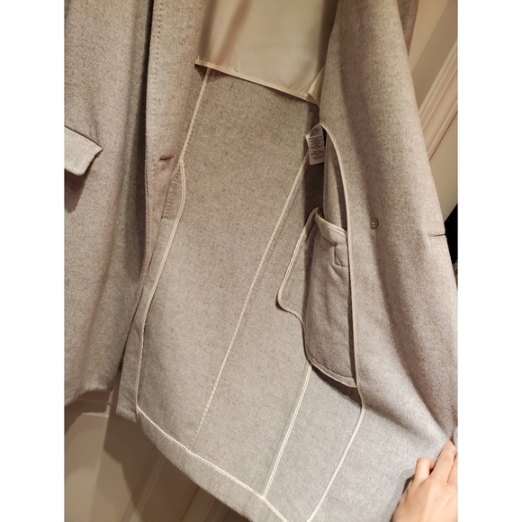 Aritzia Group by Babaton Bernard Coat - Picture 9 of 11